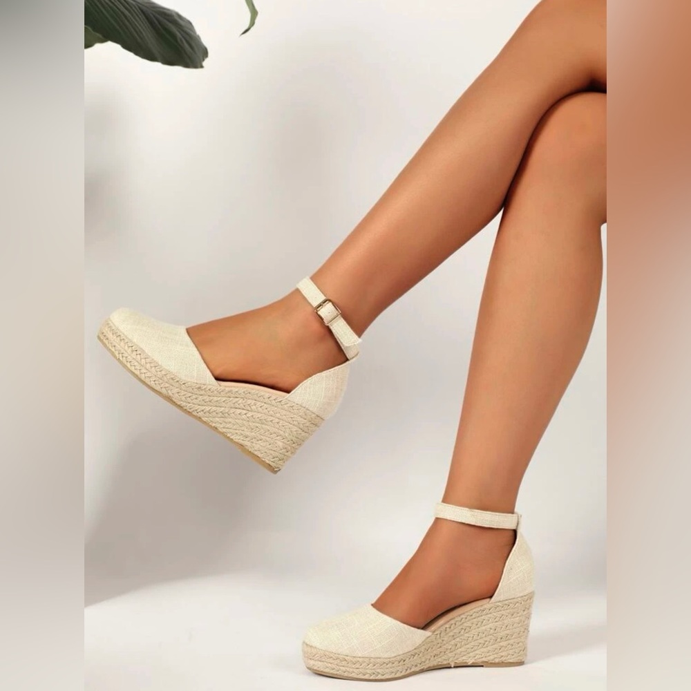 Buckle Decor Ankle Strap Espadrille Court Wedges